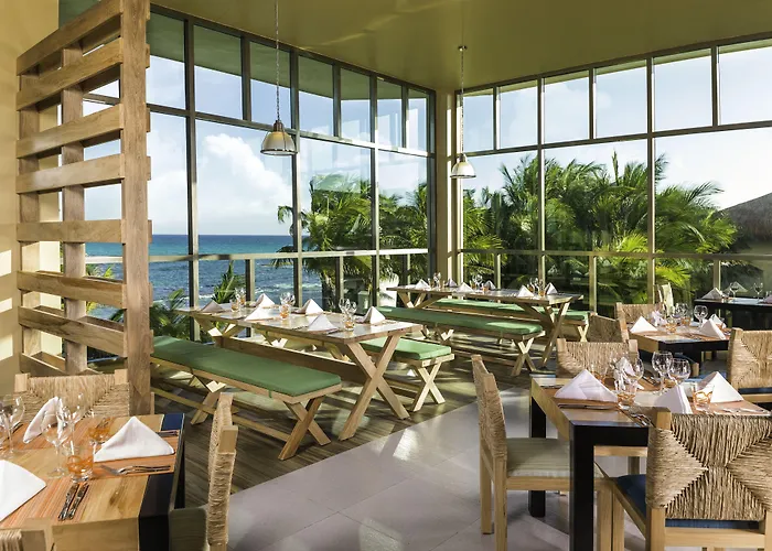 Resort Generations Riviera Maya Oceanfront Family Resort, & Inclusive 5*